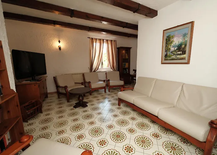 Don Pedro Hotel